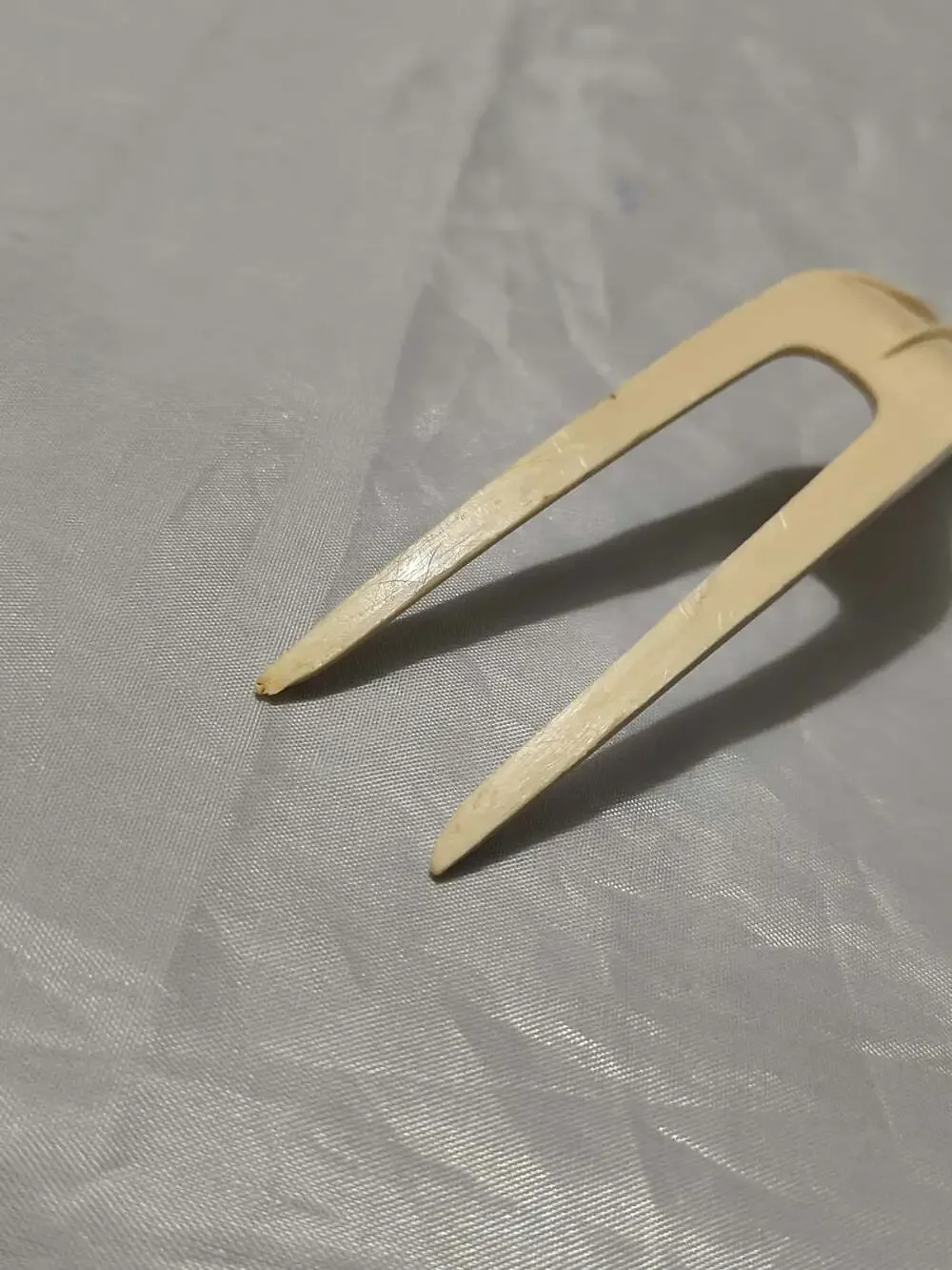 Vintage Ekco Almond #1 Nylon Plastic Meat Turning Fork 11